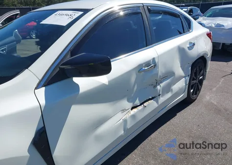 2018 Nissan Altima 2.5 Sr из США, поврежденный, VIN 1N4AL3AP7JC476809